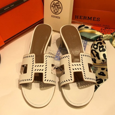 Hermes 2019 Ladies Oasis Leather Middle Heel Slipper - 에르메스 2019 여성용 오아시스 레더 미들힐 슬리퍼 HERS0041,Size(225 - 245).화이트