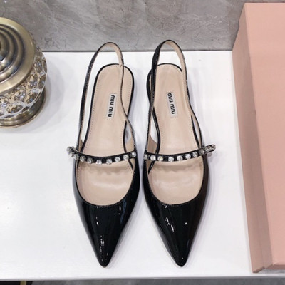 Miumiu 2019 Ladies Leather Slingback- 미우미우 2019 여성용 레더 슬링백 MIUS0027.Size(225 - 245).블랙