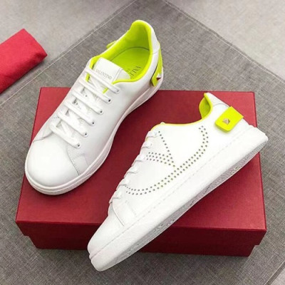 Valentino 2019 Mm / Wm Leather Sneakers - 발렌티노 2019 남여공용 레더 스니커즈,VTS0056,Size(225 - 275).화이트