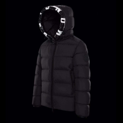 Moncler 2019 Mens Patch Logo Modern Down Padding - 몽클레어 2019 남성 패치 로고 모던 다운패딩 Moc0783x.Size(s - xl).블랙