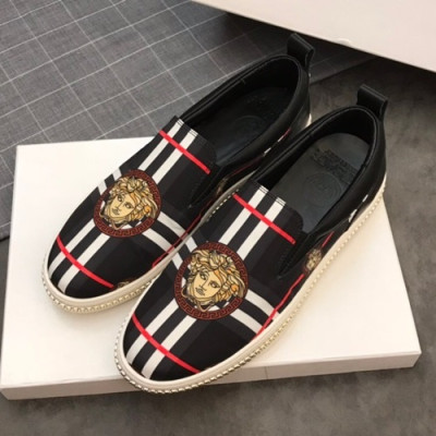 Versace  2019 Mens Slip On - 베르사체 2019 남성용 슬립온 VERS0151,Size(240 - 270).블랙