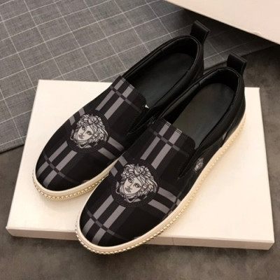 Versace  2019 Mens Slip On - 베르사체 2019 남성용 슬립온 VERS0152,Size(240 - 270).블랙