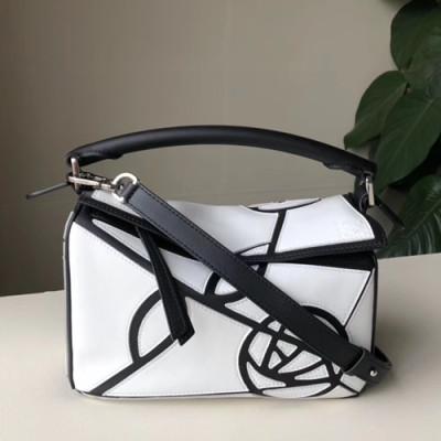 Loewe 2019 Puzzle Small Shoulder Bag, 24CM - 로에베 2019 퍼즐 스몰 숄더백 ,LOEB0359, 24CM,화이트