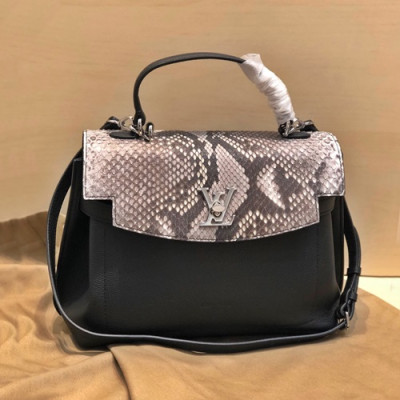 Louis Vuitton 2019 Lockme Tote Shoulder Bag,46cm - 루이비통 2019 락미 토트 숄더백,M97007 ,LOUB1786,46cm,블랙