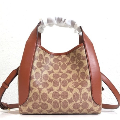 Coach 2019 PVC Tote Shoulder Bag,23cm - 코치 2019 PVC 토트 숄더백 COAB0229,23cm,브라운