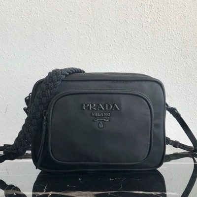 Prada 2019 Camera Nylon Shoulder Bag,20cm - 프라다 2019 카메라 여성용 나일론 숄더백 ,1BH017-1,20cm,블랙