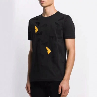 [펜디]Fendi 2020 Mens Logo Casual Eyes Fall Short Sleeved Tshirts - 펜디 2020 남성 로고 캐쥬얼 몬스터 반팔티 Fen0541x.Size(s - xl).블랙