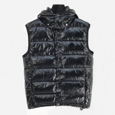 [몽클레어]Moncler 2020 Mens Patch Logo Modern Duck Down Padding Vest - 몽클레어 2020 남성 패치 로고 모던 덕다운 패딩 조끼 Moc01427x.Size(s - xl).블랙