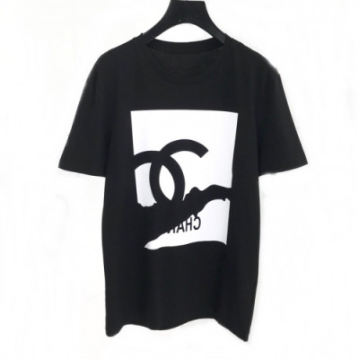 Chanel 2020 Mm/Wm 'CC' Logo Cotton Short Sleeved Tshirts - 샤넬 2020 남자 'CC'로고 코튼 반팔티 Cnl0556x.Size(s - 2xl).블랙