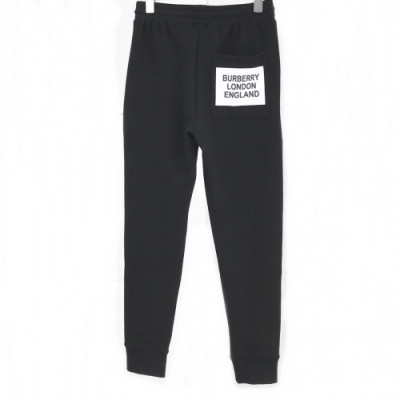 [버버리]Burberry 2020 Mens Logo Casual Cotton Training Pants - 버버리 2020 남성 로고 캐쥬얼 코튼 트레이닝 팬츠 Bur02135x.Size(m - 3xl).블랙