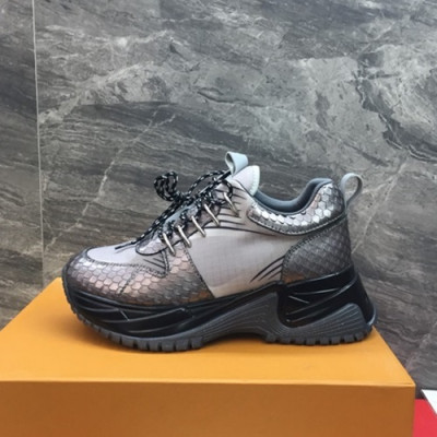 Louis Vuitton 2020 Mm / Wm Sneakers - 루이비통 2020 남여공용 스니커즈 LOUS0973,Size(225 - 275).실버