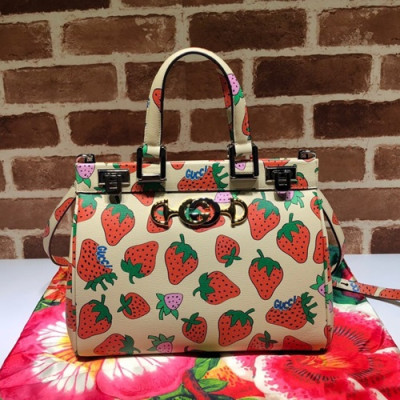 Gucci 2020 Zumi Strawberry Handle Tote Shoulder Bag,27CM - 구찌 2020 주미 스트로베리 핸들 토트 숄더백 569712,GUB1032,27cm,베이지