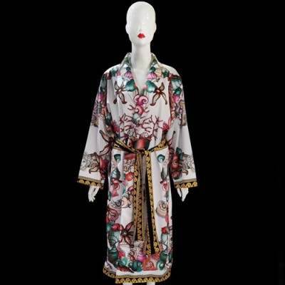 Versace 2020 Mm / Wm Georgette Pajamas - 베르사체 2020 남여공용 조젯 파자마 PAJA0011.Size(M,L),화이트