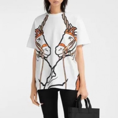 [버버리]Burberry 2020 Womens Logo Crew-neck Cotton Short Sleeved Tshirts - 버버리 2020 여성 로고 크루넥 코튼 반팔티 Bur02539x.Size(xs -  m).화이트