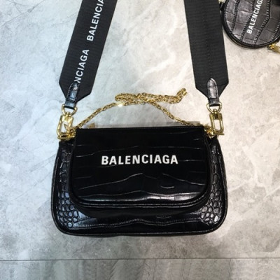 Balenciaga 2020 Leather Shoulder Bag,23CM - 발렌시아가 2020 레더 숄더백,BGB0572,23CM,블랙