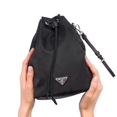 Prada 2020 Women Nylon Bucket Bag ,23CM - 프라다 2020 여성용 나일론 버킷백 1NE369-1,23CM,블랙