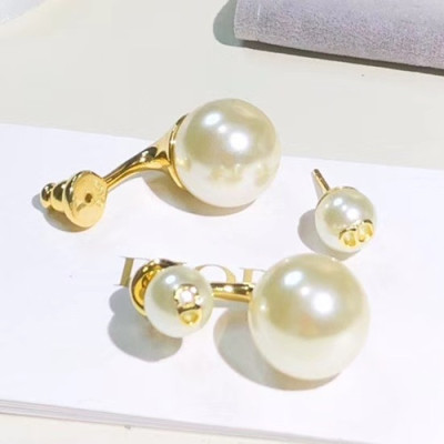 Dior 2020 Ladies Earring  - 디올 2020 여성용 이어링 ACC0092.(화이트)