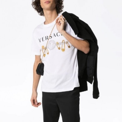 [베르사체]Versace 2020 Mens Logo Silket Short Sleeved Tshirts - 베르사체 2020 남성 메두사 실켓 반팔티 Ver0632x.Size(m - 3xl).화이트