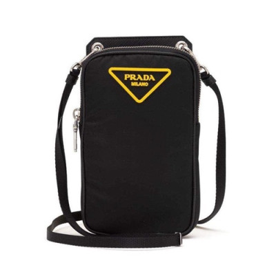 Prada 2020 Nylon Shoulder Bag / Phone Bag ,18CM - 프라다 2020 나일론 남여공용 숄더백 / 폰백,2ZT012-1,18CM,블랙