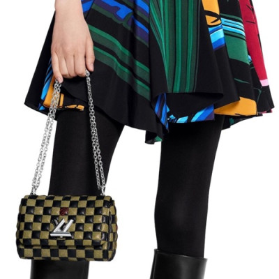 Louis Vuitton 2020 Twist BB Shouder Bag,16cm - 루이비통 2020 트위스트 BB 숄더백 ,M40219,LOUB2205,16cm,옐로우