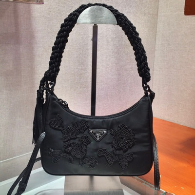 Prada 2020 Hobo Tote Shoulder Bag,23CM - 프라다 2020 호보 토트 숄더백,1BC204-1, 23cm,블랙