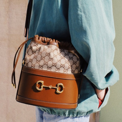 Gucci 2020 1955 Horsebit Leather Bucket Shoulder Bag,25CM - 구찌 2020 1955 홀스빗 여성용 레더 버킷 숄더백 602118,GUB1196,25cm,브라운