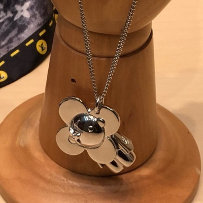 Louis Vuitton 2020 Ladies Necklace - 루이비통 2020 여성용 목걸이 ACC0436.(실버)