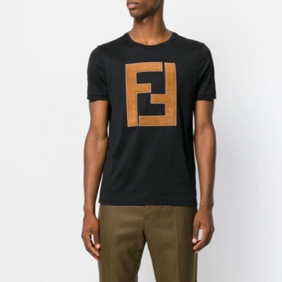 [펜디]Fendi 2020 Mens Logo Casual Short Sleeved Tshirts - 펜디 2020 남성 로고 캐쥬얼 코튼 반팔티 Fen0801x.Size(s - 2xl).블랙