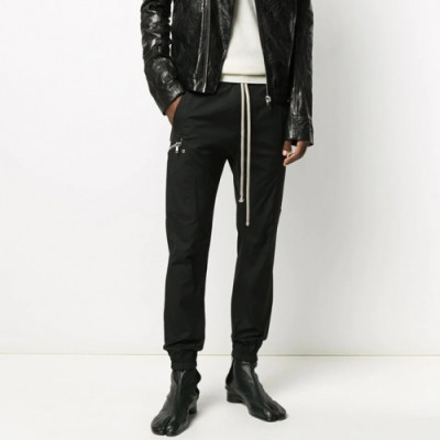 [릭오웬스]Rick Owens 2020 Mens Logo Casual Half Pants - 릭오웬스 2020 남성 로고 캐쥬얼 반바지 Ric0069x.Size(s - l).블랙