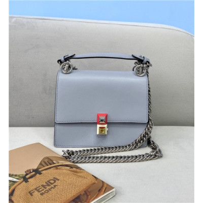 [펜디] Fendi 2020 Women's Leather Shoulder Bag, 19cm - 펜디 2020 여서용 레더 숄더백,19cm, FENB0613,스카이블루