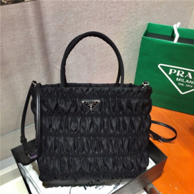 [프라다] Prada 2020 Women's Nylon Tote Shopper Bag,25cm - 프라다 2020 여성용 네일론 토트 쇼퍼백,25cm,PRAB0239,블랙