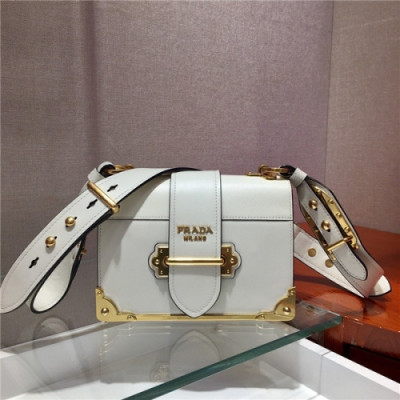 [프라다] Prada 2020 Women's Leather Shoulder Bag,19cm - 프라다 2020 여성용 레더 숄더백,19cm,PRAB0246,화이트