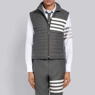 [톰브라운]Thom Browne 2020 Mens Patch Logo Down Pedding Vest - 톰브라운 2020 남성 패치 로고 다운 패딩 조끼 Thom01141x.Size(m - 2xl).그레이