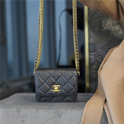 [샤넬] Chanel 2020 Women's Leather Shoulder Bag,15cm - 샤넬 2020 여성용 레더 숄더백,15cm,CHAB1599,블랙