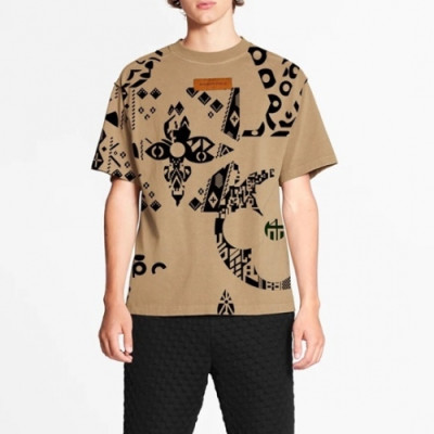 [루이비통]Louis vuitton 2020 Mens Logo Short Sleeved Tshirts - 루이비통 2020 남성 로고 반팔티 Lou02516x.Size(m - 2xl).카멜