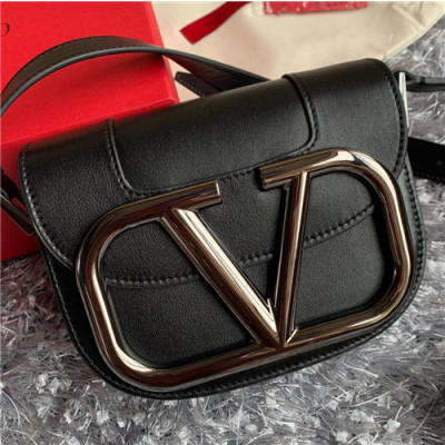 [발렌티노]Valentino 2021 Women's Garavani Supervee Shoulder Bag,18cm - 발렌티노 2021 여성용 가바니 슈퍼비 숄더백,18cm,VTB1047,블랙