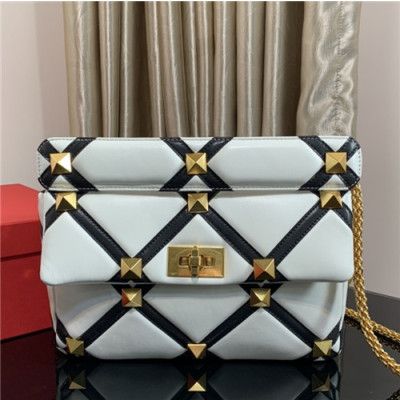 [매장판]Valentino 2021 Large Garavani Roman Stud Shlouder Bag,30cm,VTB1085 - 발렌티노 라지 로만 스터드 숄더백,30cm,화이트