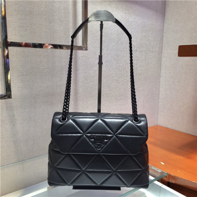 [유니크&트랜디한]Prada 2021 Women's Leather Cross Bag,27cm,1BD231,PRAB0365 - 프라다 2021 여성용 레더 크로스백,27cm,블랙