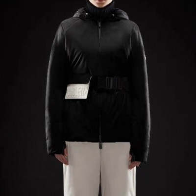 Moncler  Womens Patch Logo Modern Duck Down Padding Black - 몽클레어 2021 여성 패치 로고 모던 덕다운 패딩 Moc02398x Size(s - l) 블랙