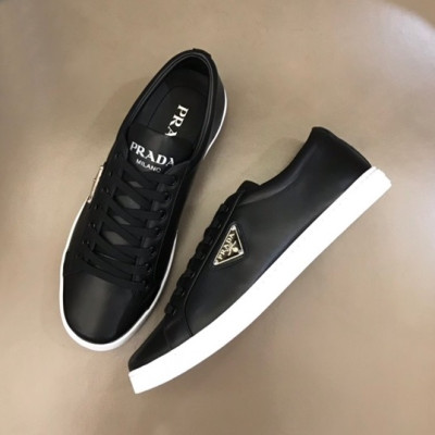 프라다 남성 클래식 블랙 스니커즈 - Mens Black Sneakers - pra02714x