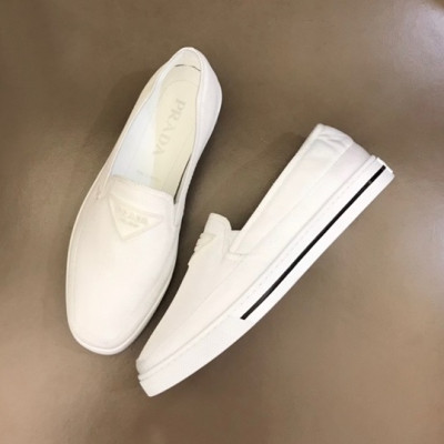 프라다 남성 클래식 화이트 슬립온 - Mens White Slip-ons - pra02718x