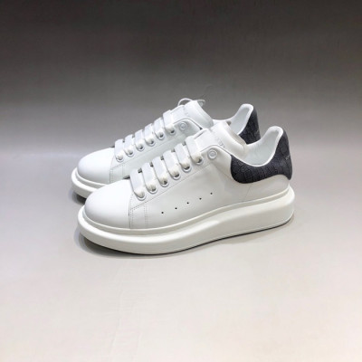 알렉산더맥퀸 남/녀 그레이탭 스니커즈 - Unisex  Gray Sneakers - alx0145x