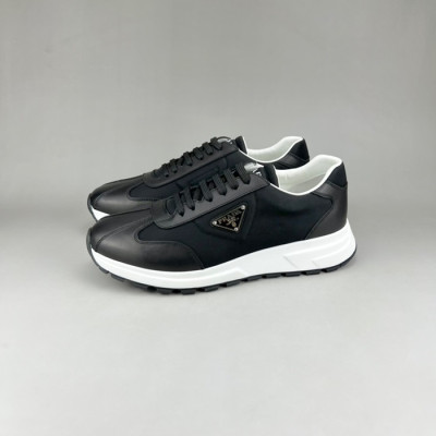 프라다 남성 클래식 블랙 스니커즈 - Mens Black Sneakers - pra02756x