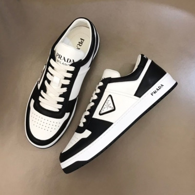 프라다 남성 클래식 화이트 스니커즈 - Mens White Sneakers - pra02812x