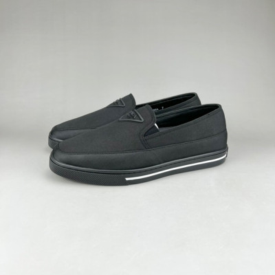 프라다 남성 클래식 블랙 로퍼 - Mens Black Loafer - pra02818x