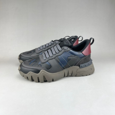 발렌티노 남성 블랙 스니커즈 - Valentino Mens Black Sneakers - val311x