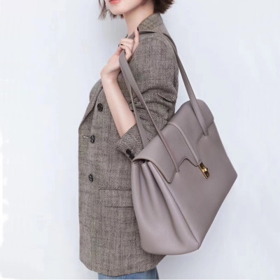 셀린느 여성 그레이 숄더백 - Celine Womens Gray Shoulder Bag - ce77x