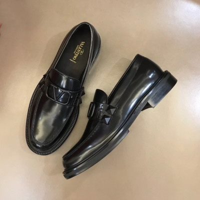 발렌티노 남성 블랙 로퍼 - Valentino Mens Black Loafer - val409x