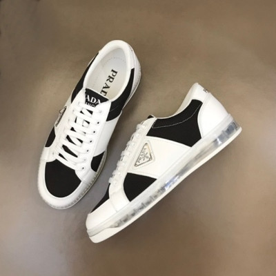 프라다 남성 화이트 스니커즈 - Prada Mens White Sneakers - pr394x