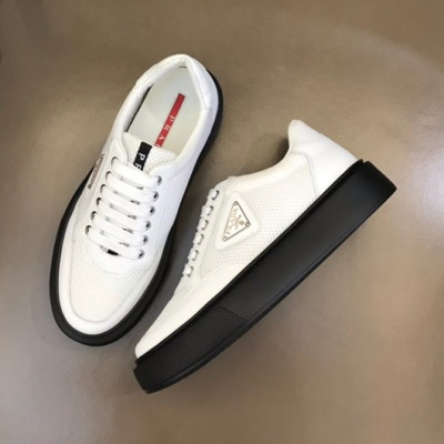 프라다 남성 화이트 스니커즈 - Prada Mens White Sneakers - pr422x